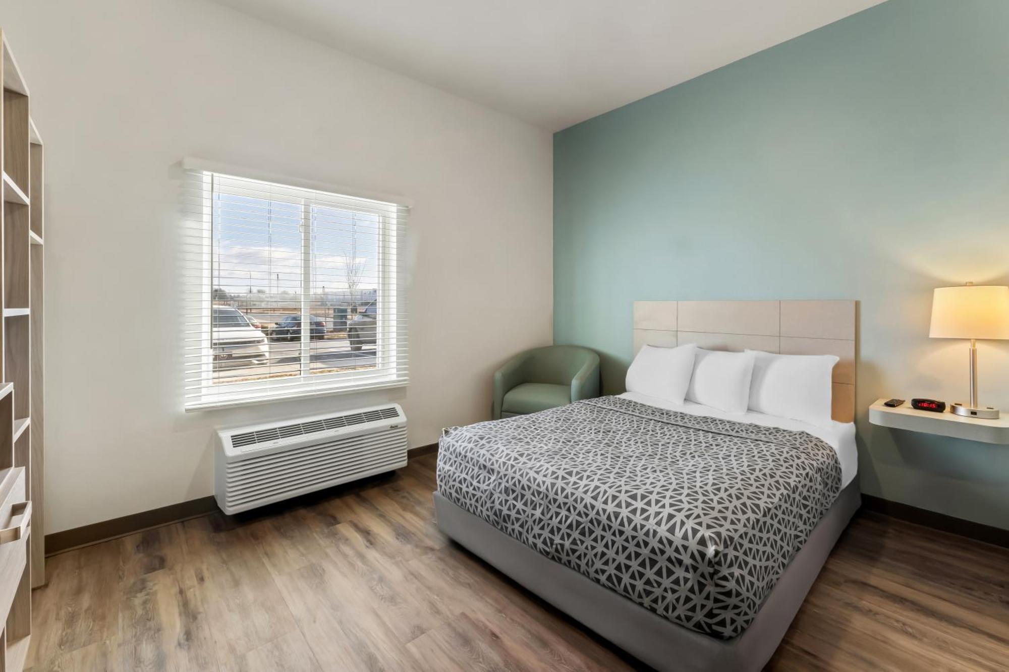 Woodspring Suites Easton Nazareth Exteriör bild