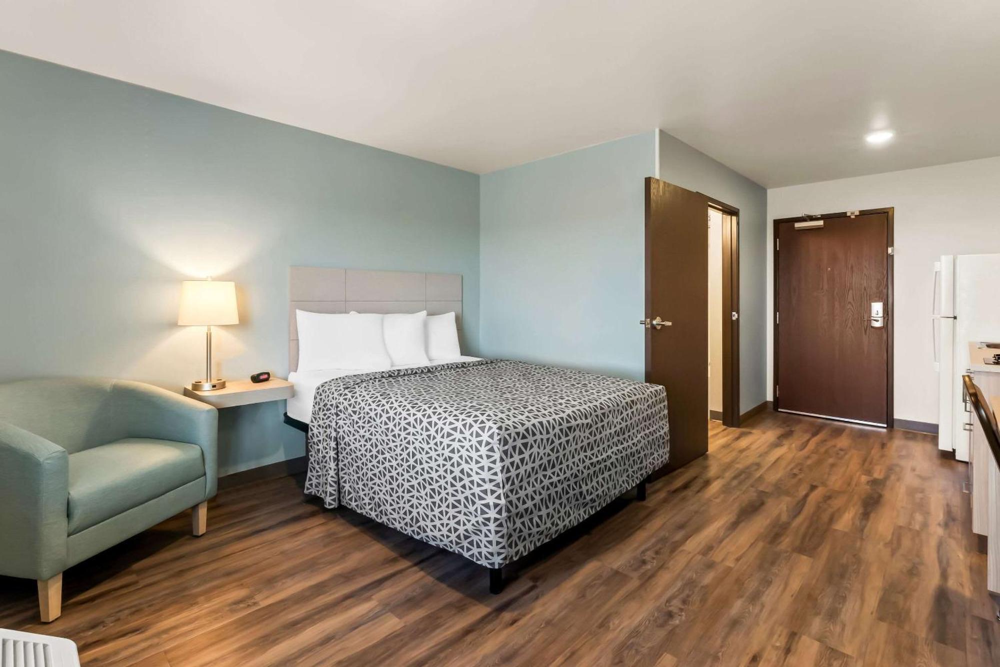 Woodspring Suites Easton Nazareth Exteriör bild