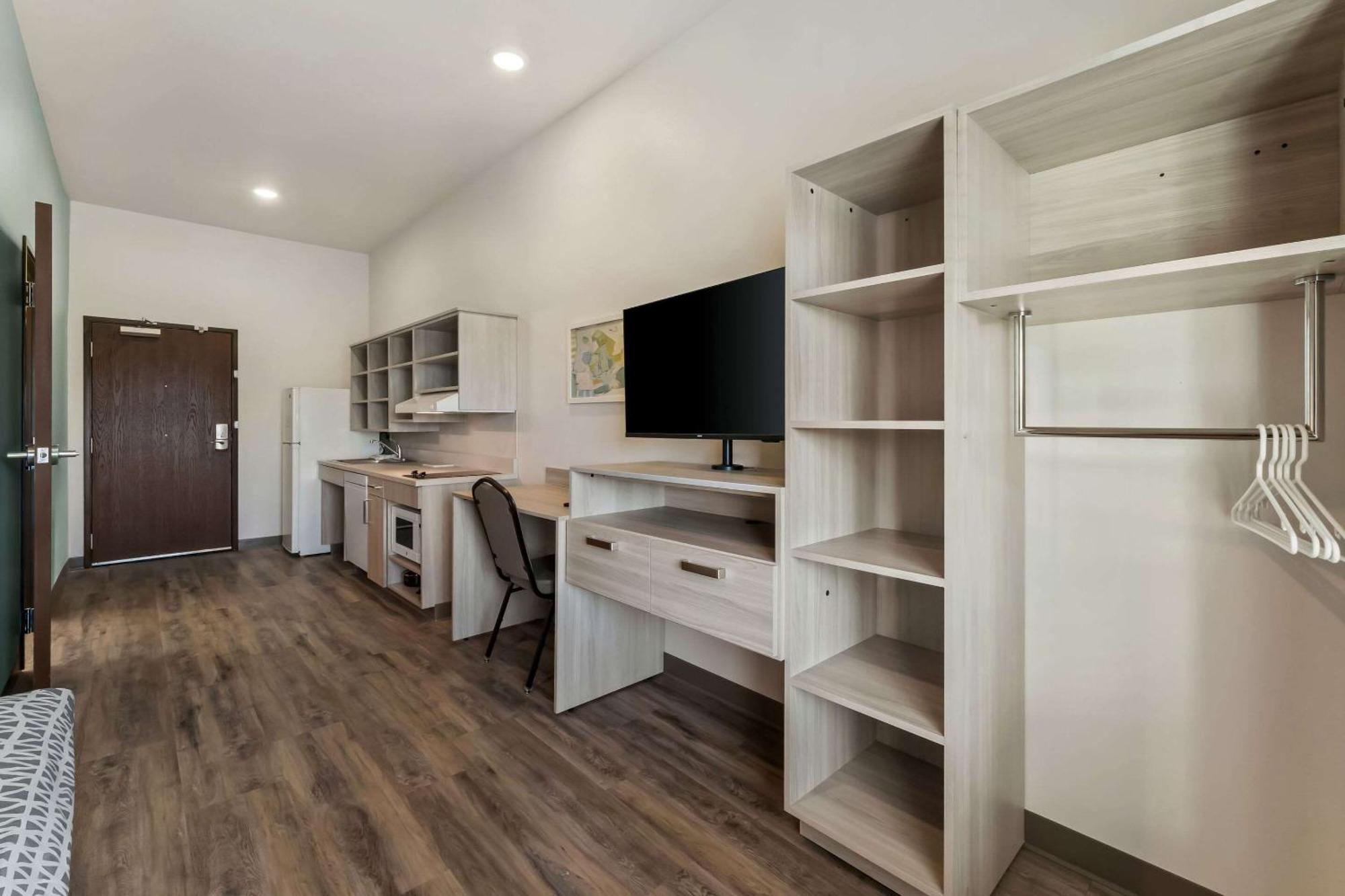 Woodspring Suites Easton Nazareth Exteriör bild