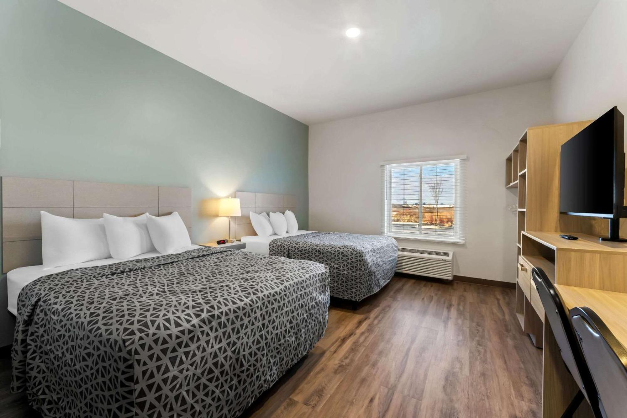 Woodspring Suites Easton Nazareth Exteriör bild
